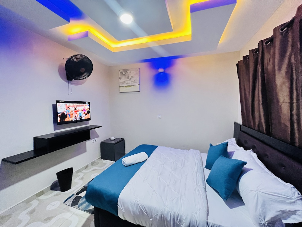 New Heights Castle Hotels
