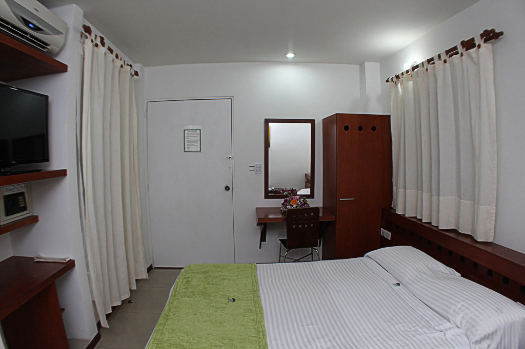 Hotel Imbanaco