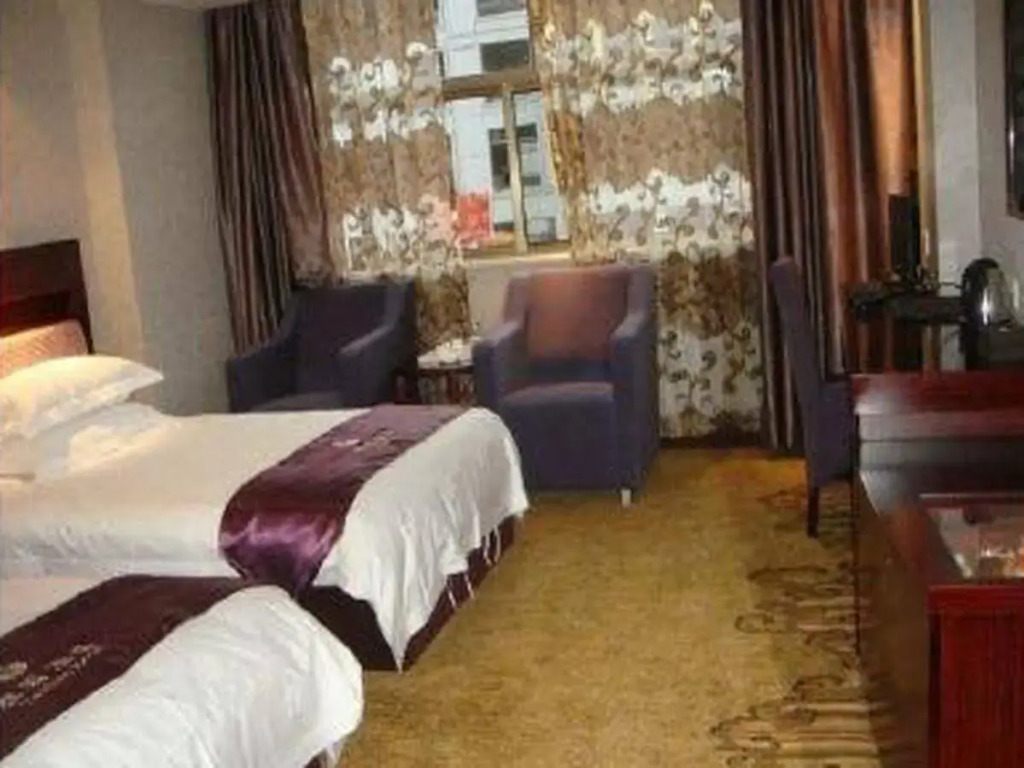 Yiwu YaYuan Hotel
