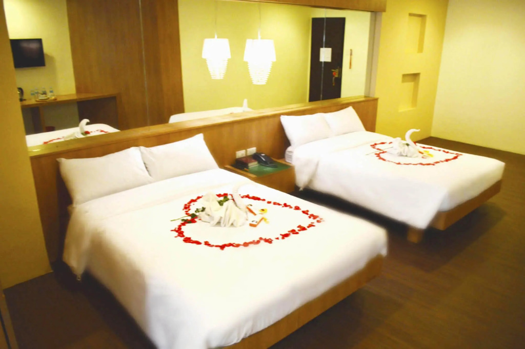Tacloban Plaza Hotel