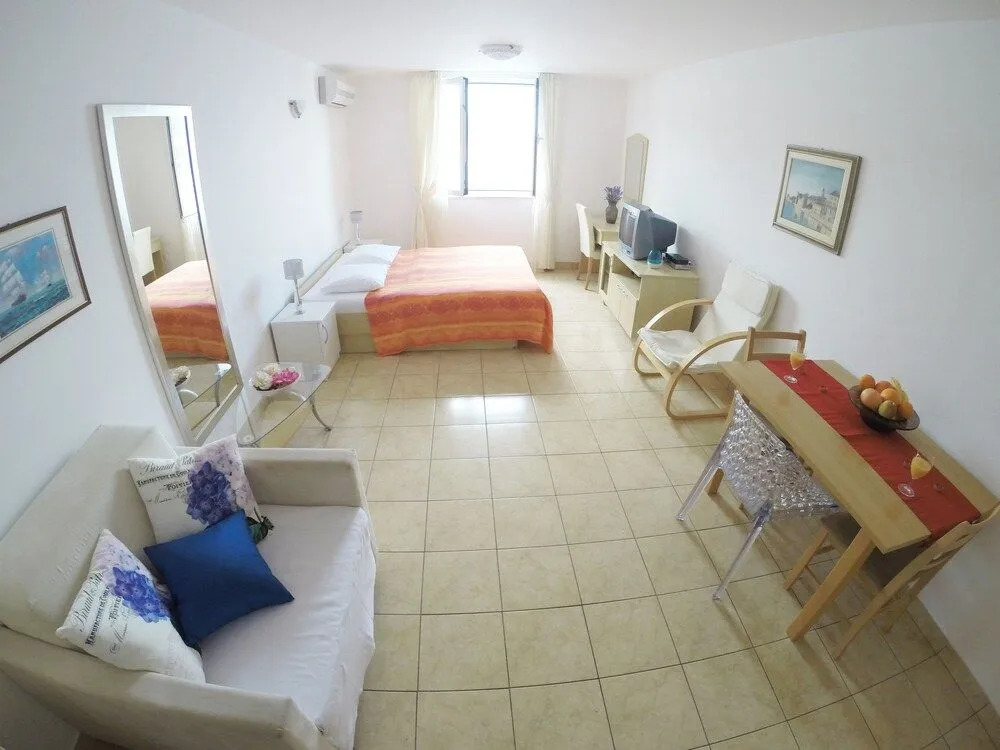 Apartments Tamarix