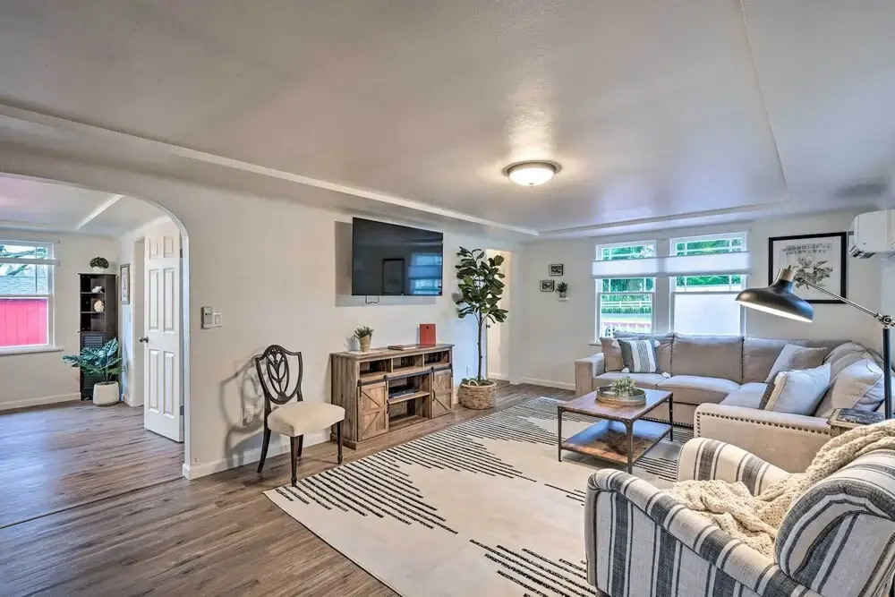 Redmond Farmhouse on 2 Acres w/ Deck & Grill!