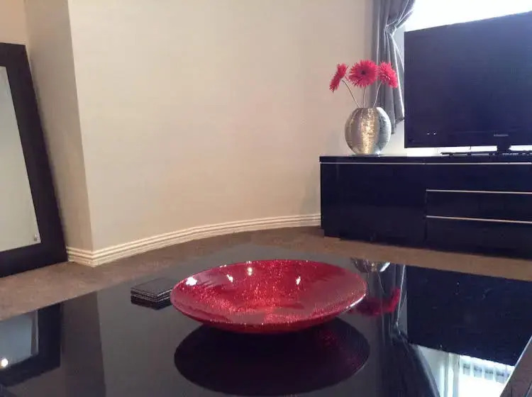 Mode Apartments - Urquhart Court