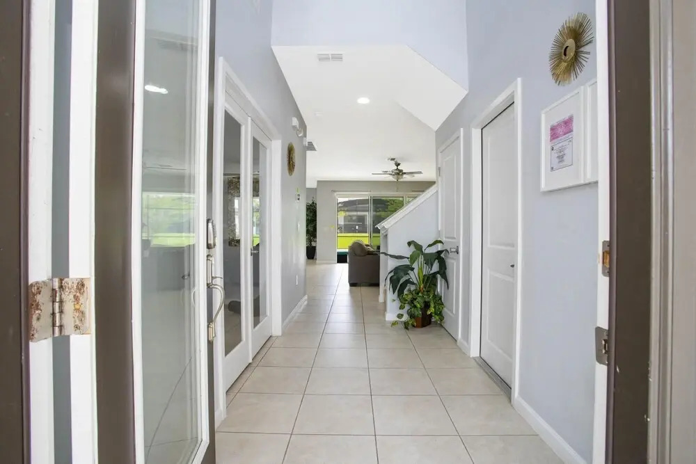 Marvelous 4 Bd w Pool Close to Disney Sonoma 2690