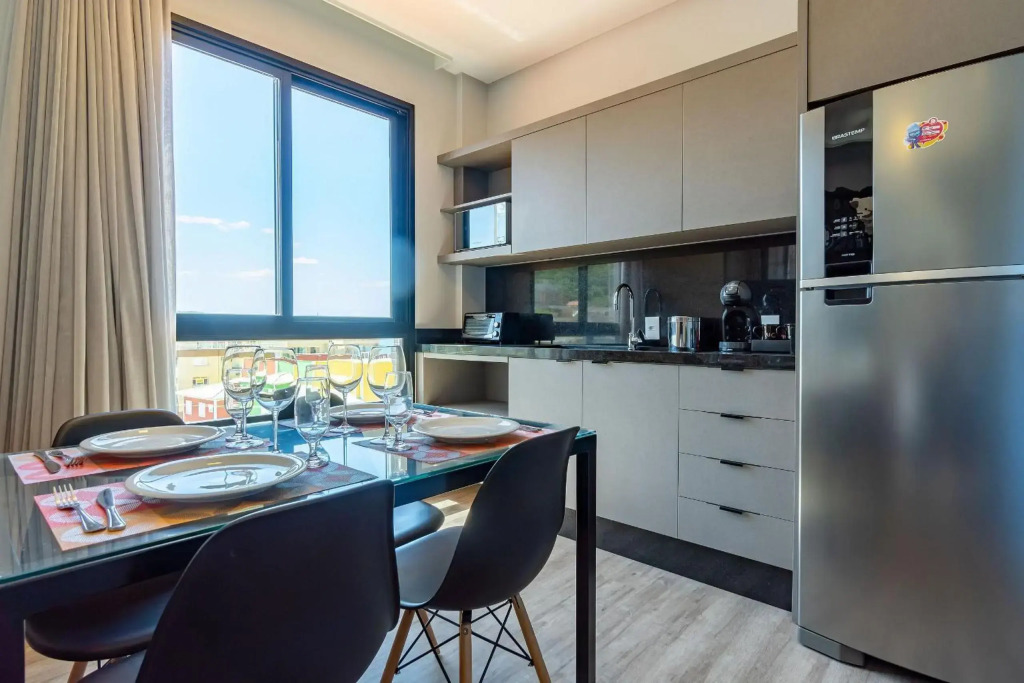 AION suítes 305 - Compacto e luxuoso loft duplex - Rooftop com piscina e academia - À poucos passos da praia