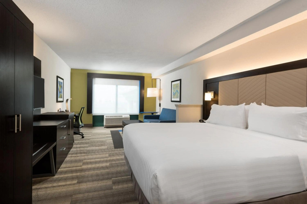 Holiday Inn Express & Suites Florence I-95 & I-20 Civic Ctr by IHG