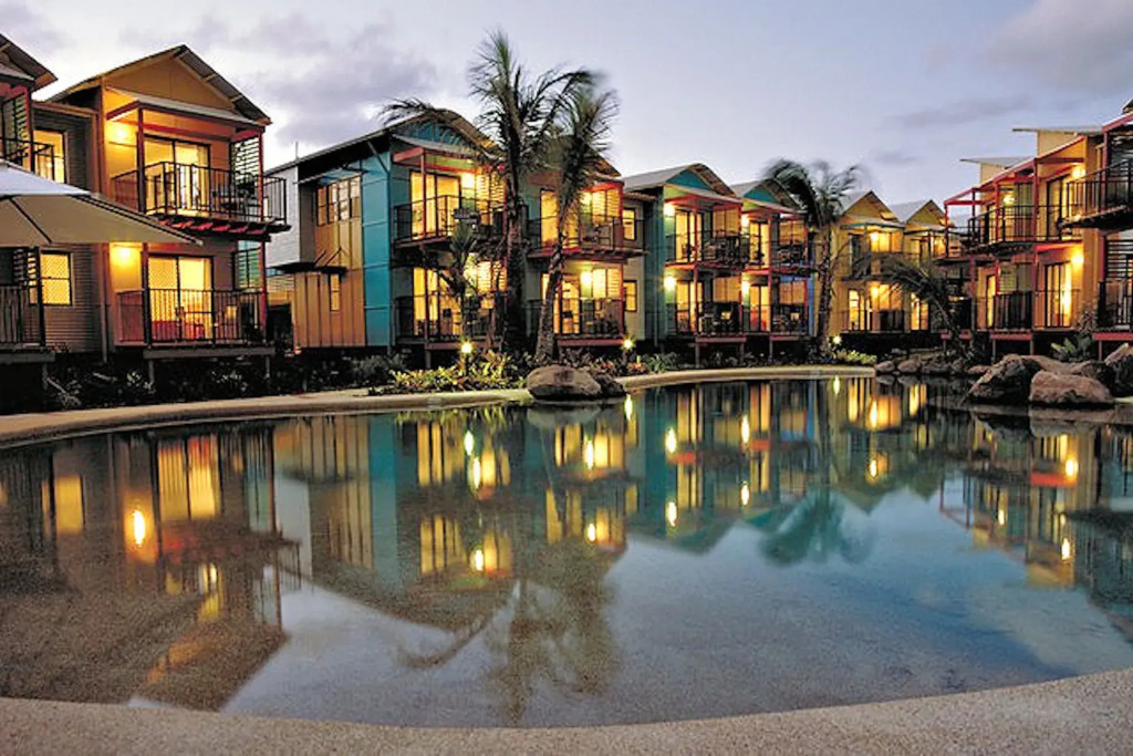 Noosa Lakes Resort