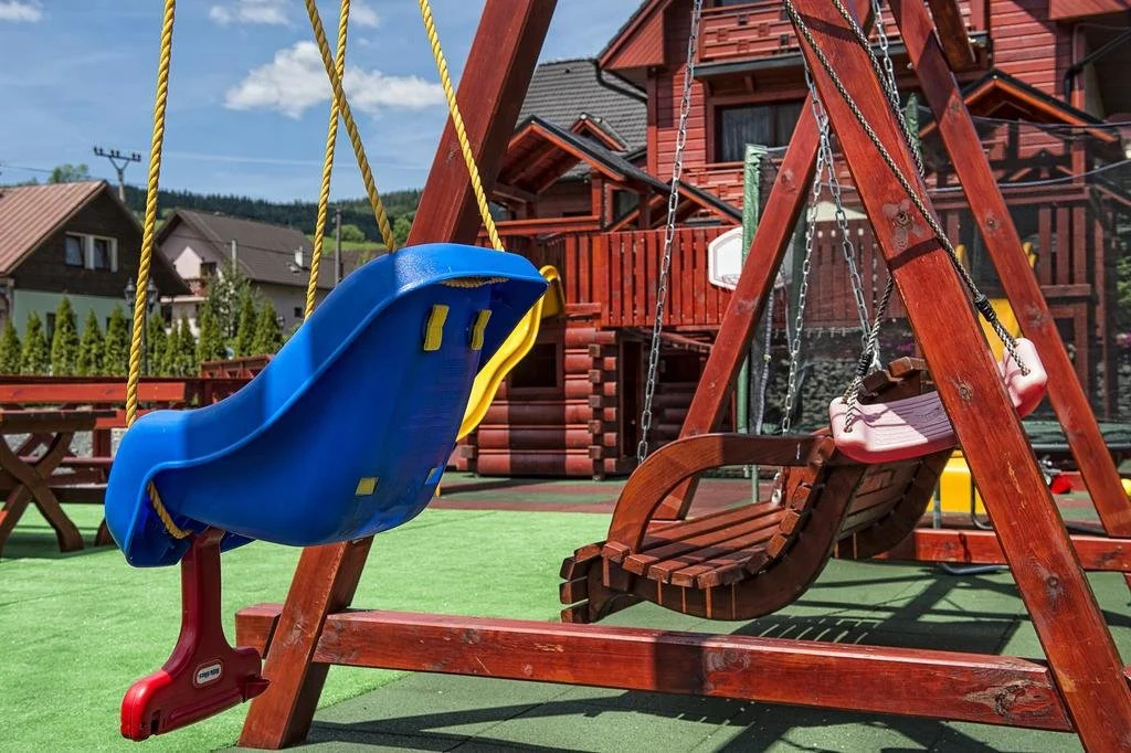 Winter & Summer Resort