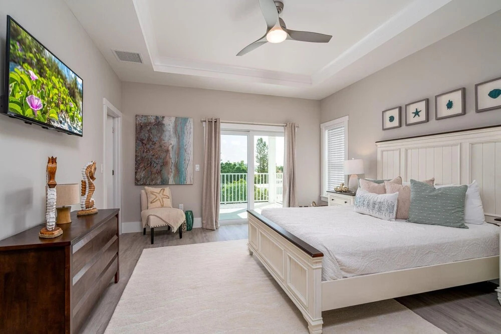 661 Estero Blvd "Beach to Bay" home