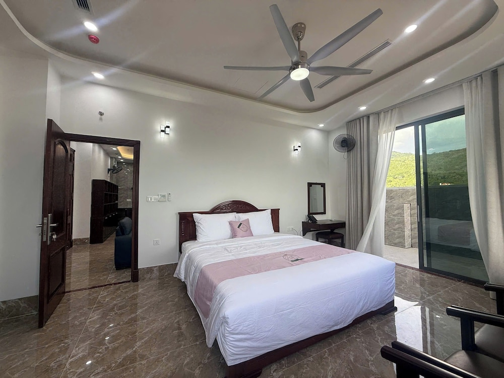 Adam Hotel and Apartment Nha Trang