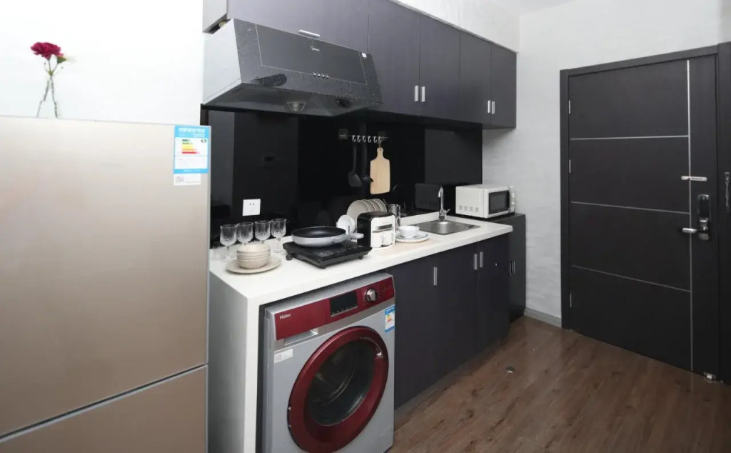 Reed Apartment