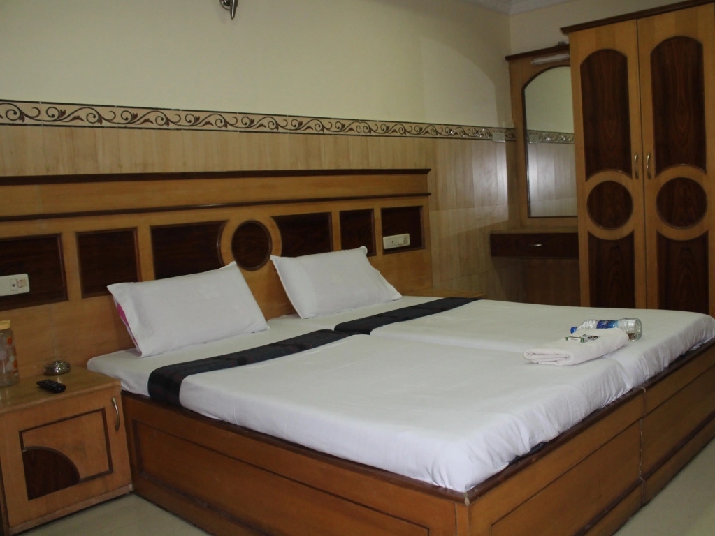 Sri Lakshme Lodge