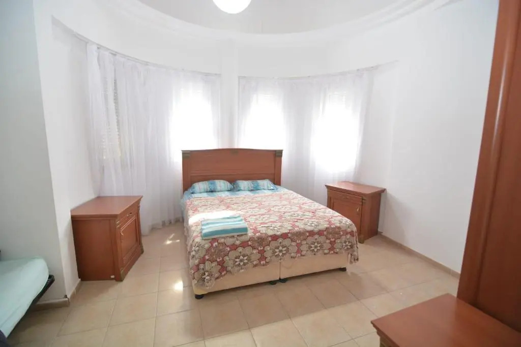 Bella Villa 6