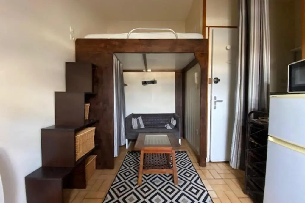 Studio At 2 Steps From The Port Of Caen!