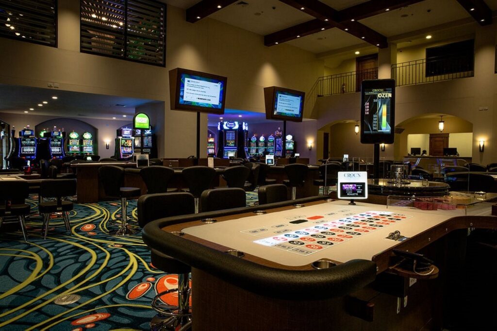Crocs Resort & Casino