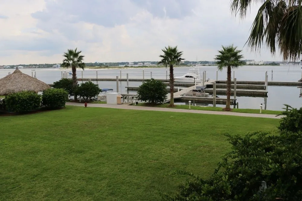 Caribe Penthouse - 3 Br Condo