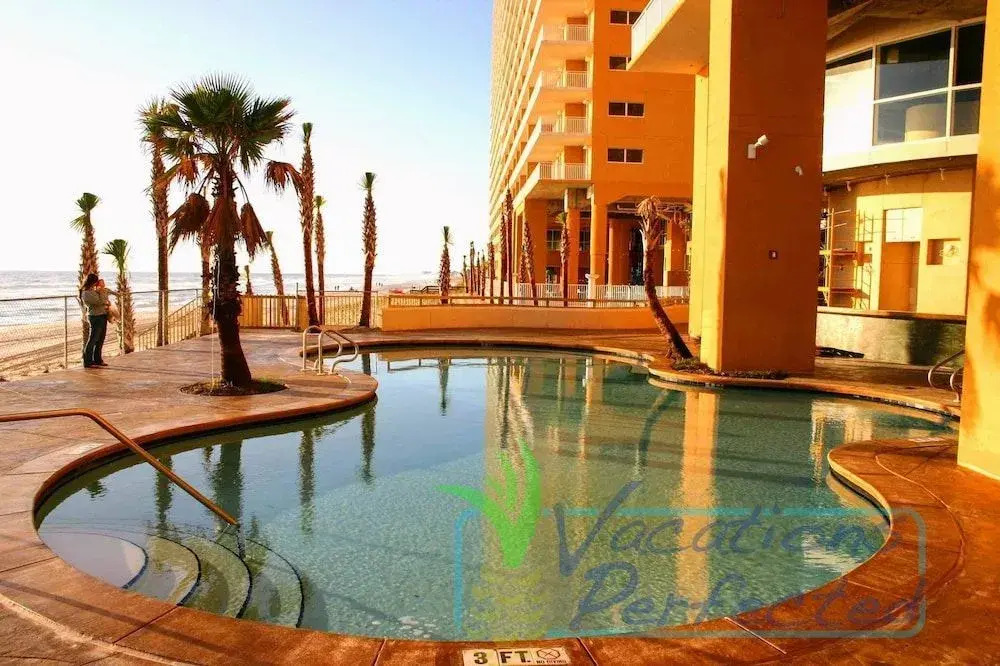 Splash 2104 East