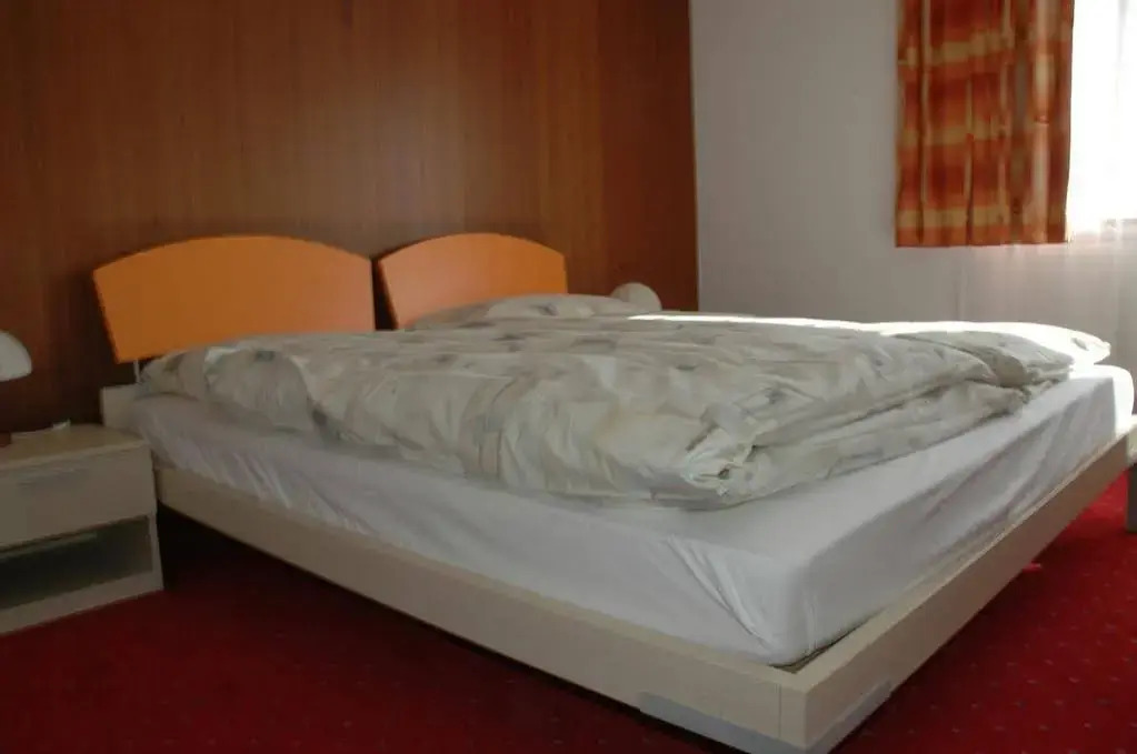 ABA-Sporting Apartment House