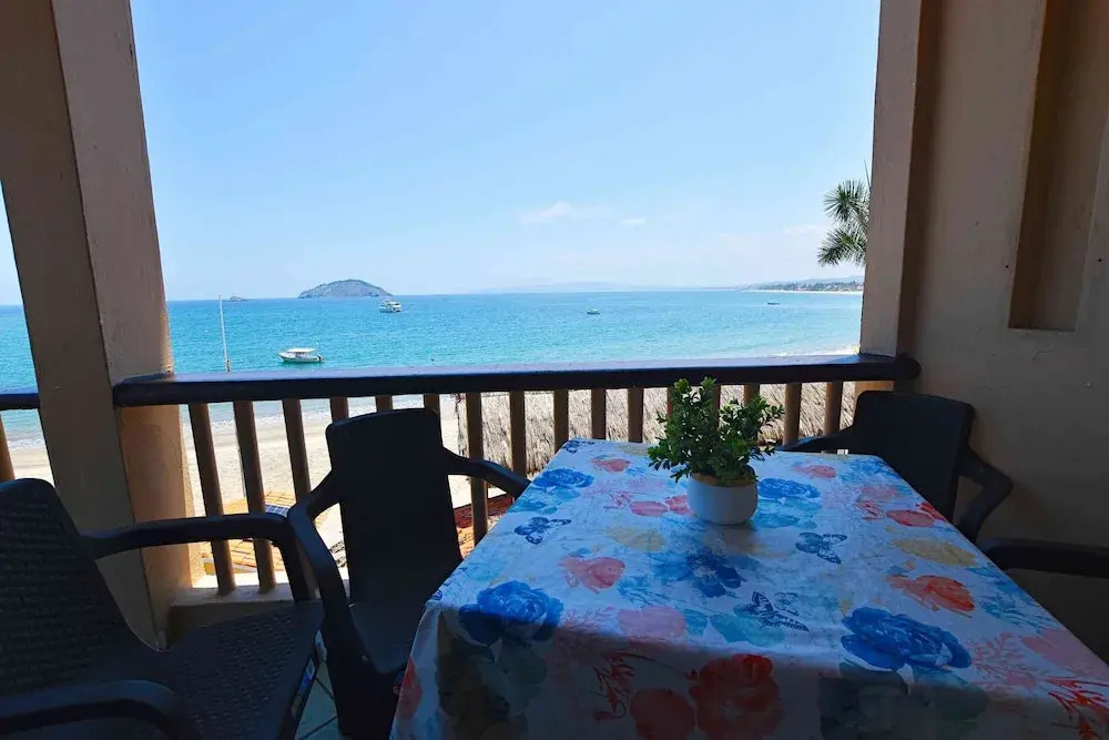 Hotel Villa Flores