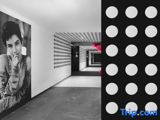 SAVLA Hotel (Hongyadong Branch, Monument to the people's Liberation Pedestrian Street, Chongqing)
