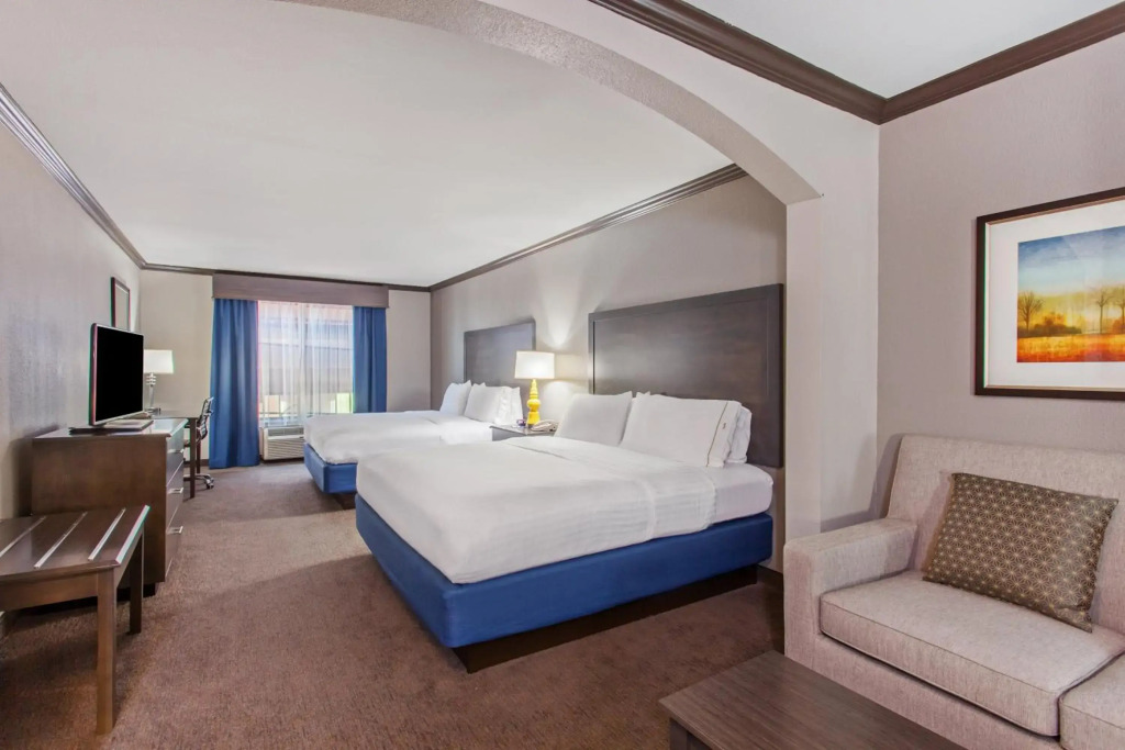 Holiday Inn Express Hotel & Suites Wharton by IHG