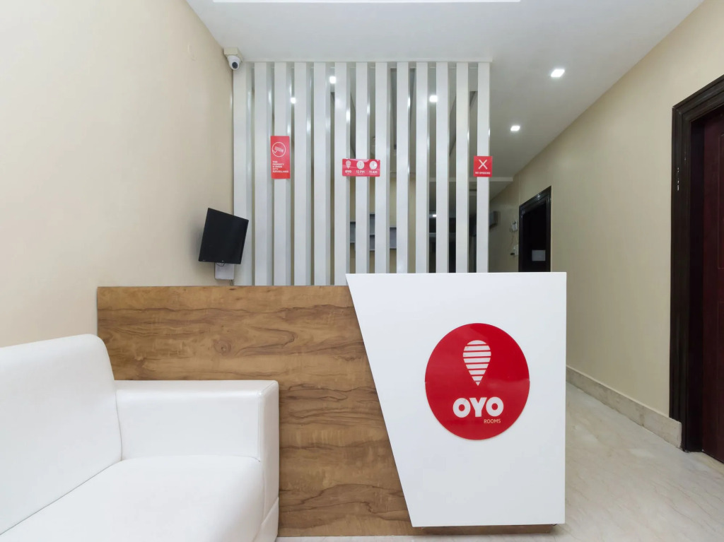 Capital O 10570 Aryan Address