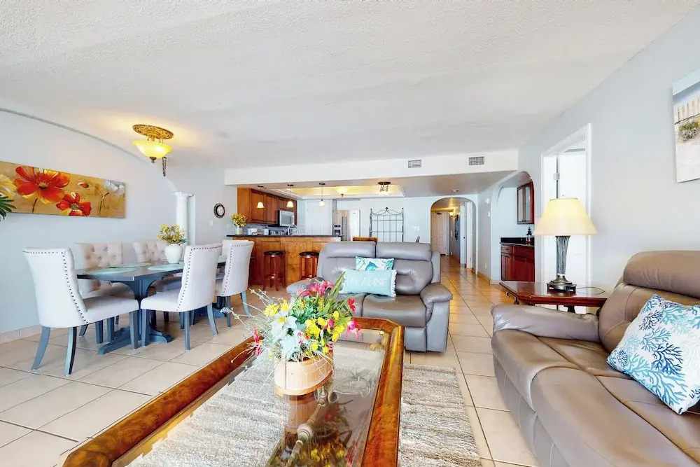 Walkable, All-suite 3br: Suntide III - Unit 1003