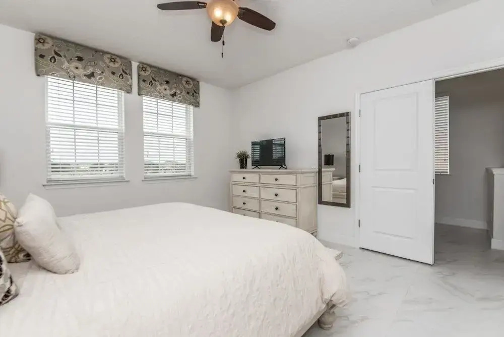 Brand New Resort 4 Bed 4 Bath With Splash Pool 4 Bedroom Townhouse by Redawning