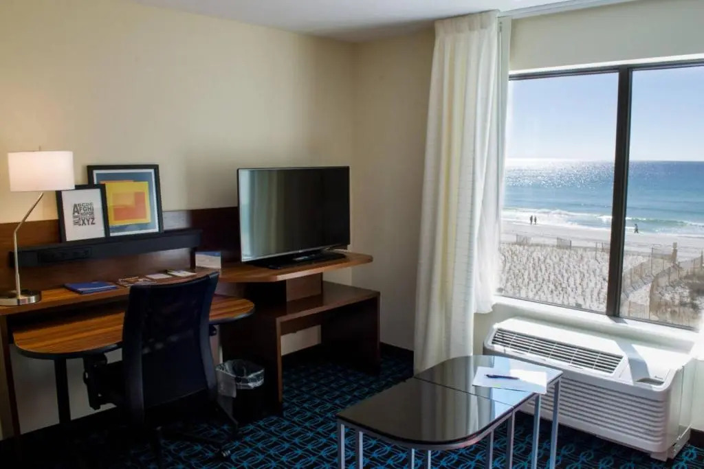 Wavecrest Lodge