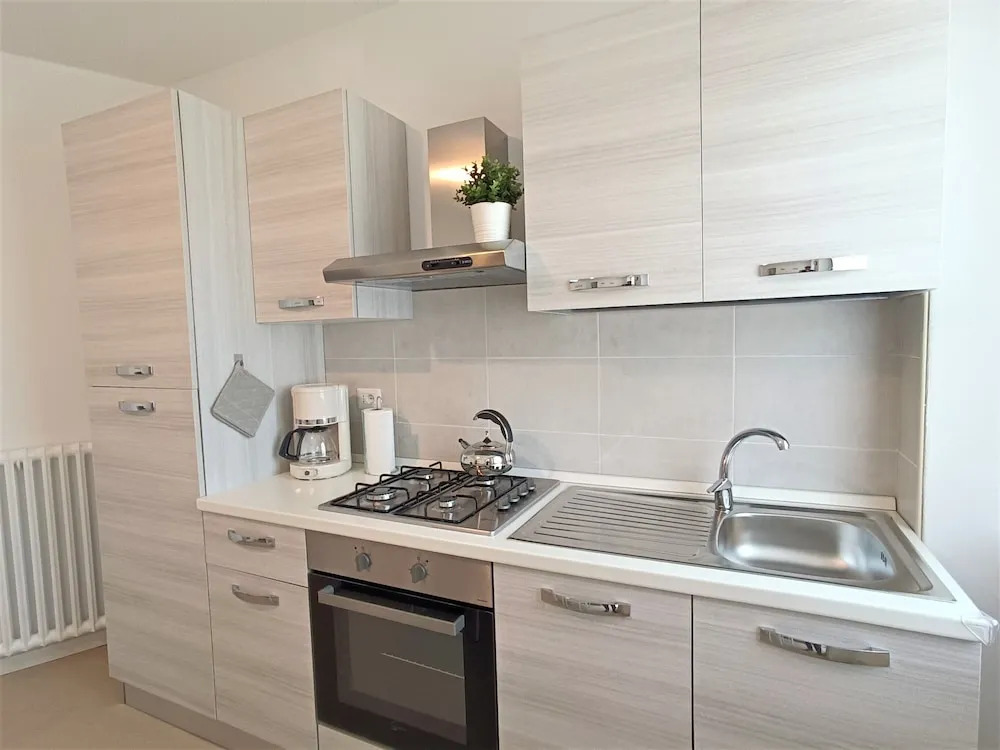 Winter Spring Summer Apartments
