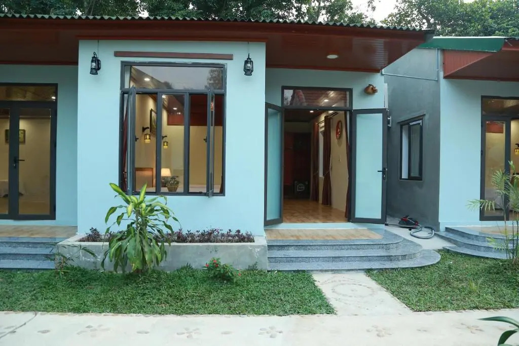 Son River House