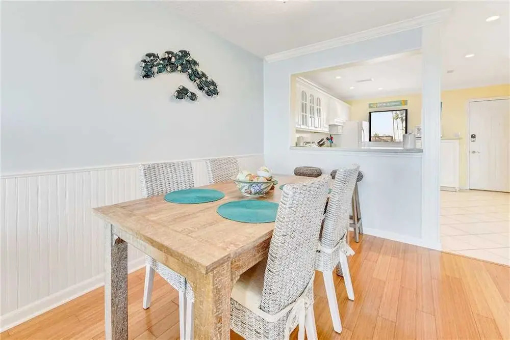 Sea Place Paradise, 2 Bedroom, Oceanfront, End Unit, Sleeps 6, 2 Balconies