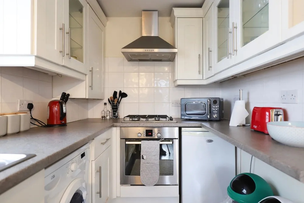 2 Bedroom Flat in Battersea Near Clapham Common