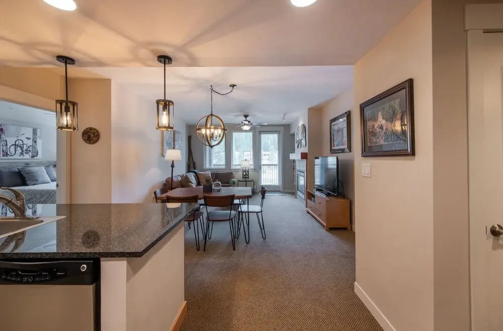 Ski Condo with Mountain and Resort View - Fraser Crossing/Founders Pointe Select-Rated 4457