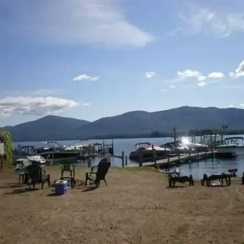 Lake George Suites