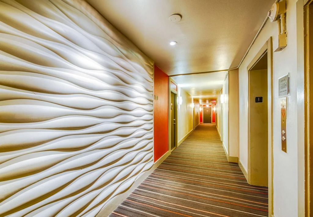 Waterfront Apartel
