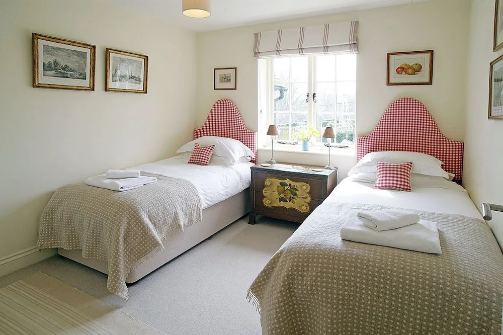 Folly Cottage