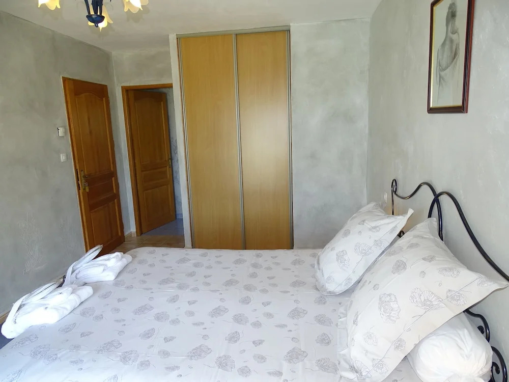 Le Clos Castel
