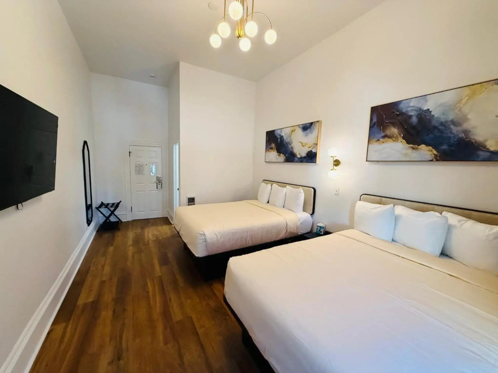 The Beau Hotel Downtown San Diego Gaslamp Quarter