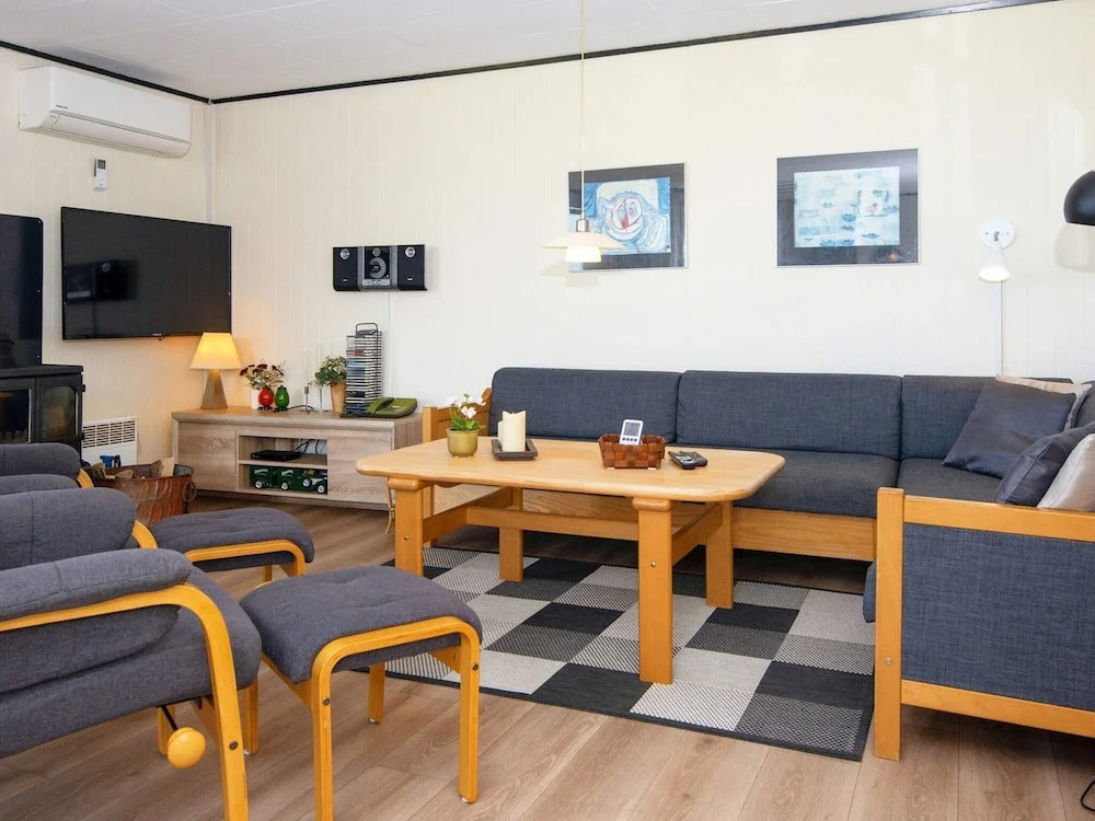 6 person holiday home in Lemvig