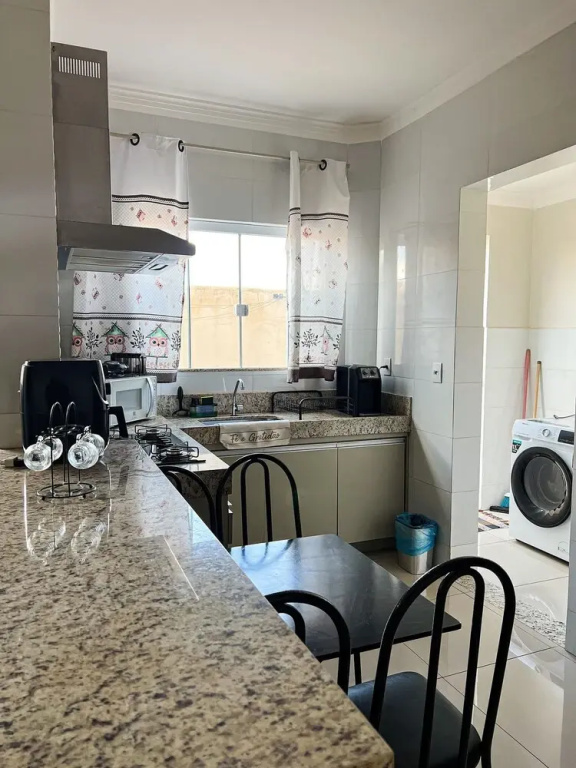 Apartamento 2 Quartos próximo ao Parque, com Ar condicionado