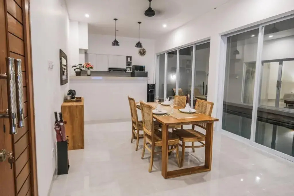 Villa Akmali Seminyak Drupadi 2 Bedrooms w/Pool 5mins to Beach