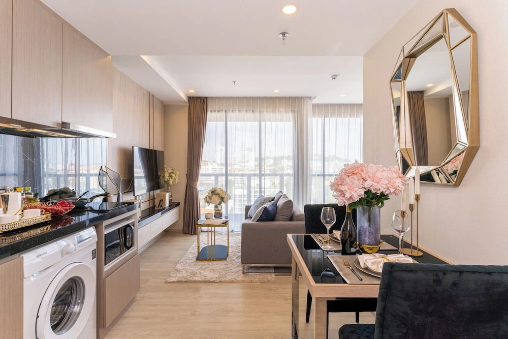 The Panora Pattaya Luxury Seaview Condo