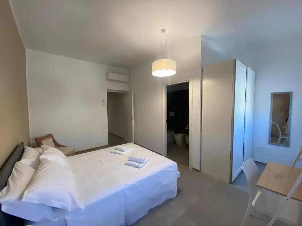 Casa Stella, in centro, a 100 m dal mare 3 bagni