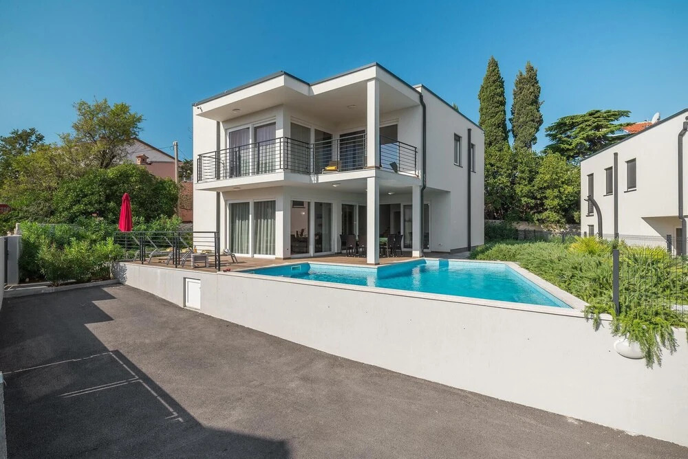 Amazing Home in Premantura With 4 Bedrooms, Wifi and Outdoor Swimming Pool