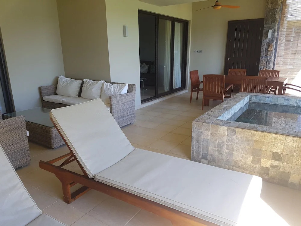 Anahita Villa 1102