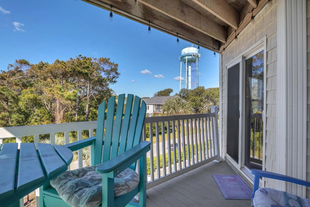 Sea Esta by Oak Island Accommodations