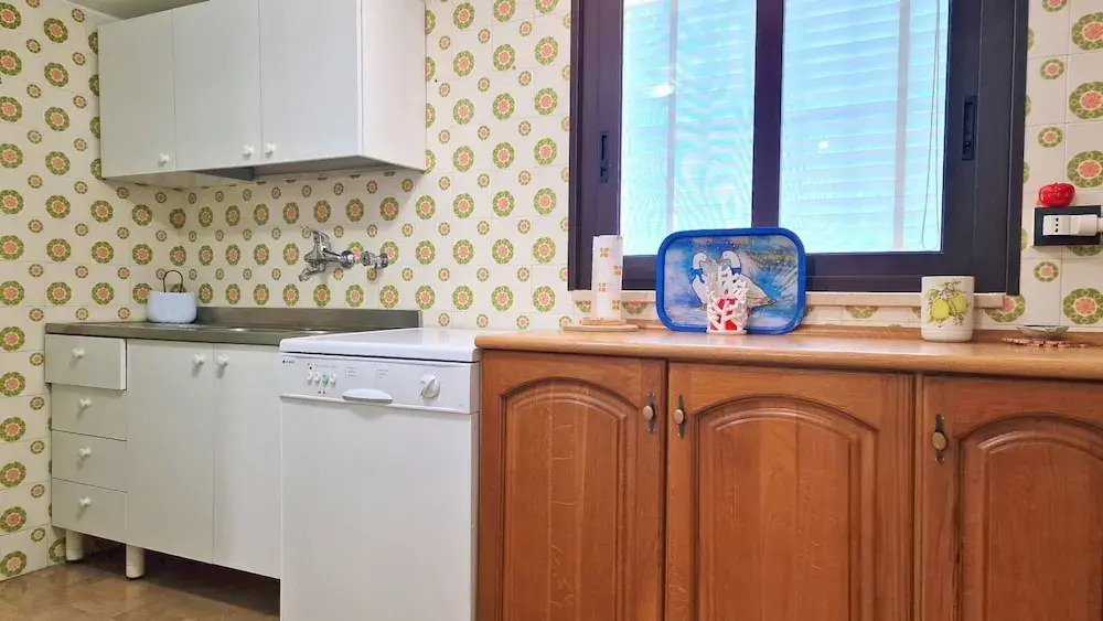 Villa Fede - 3 Bedrooms 2 Bathrooms air Conditioning by the sea