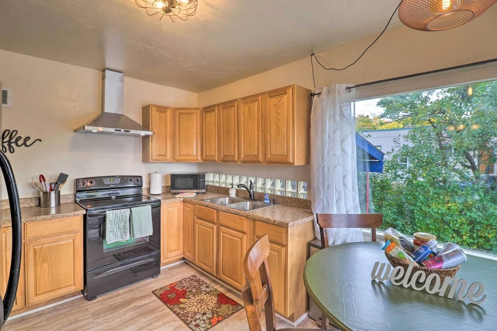 Comfy & Cozy Kalispell Home: Walk to Downtown