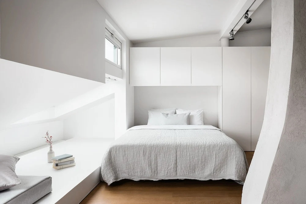 Central Design Penthouse With Terrace